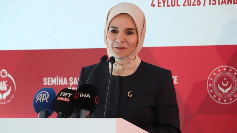 İstanbul’a evde bakım yardımı için 6,4 milyar lira aktarıldı