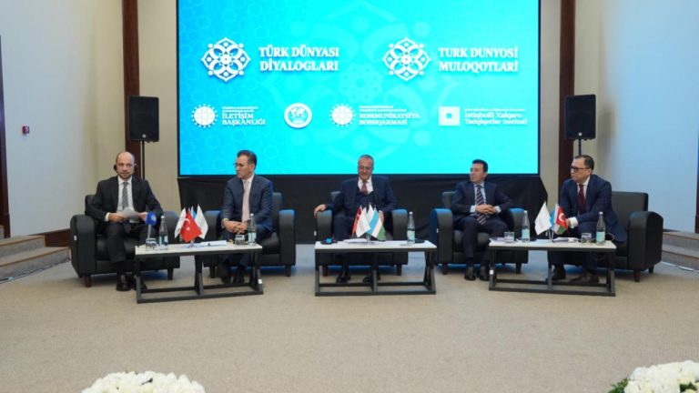 Özbekistan’da Türk Dünyası Diyalogları: Ortak Gelecek, Ortak Vizyon paneli